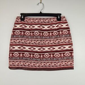 Jack Women's Tapestry Mini Skirt Size 4 Red Lined Faux Leather Trim‎ Zip Aztec